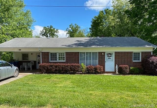 1st image of 2558 Andrews Cir