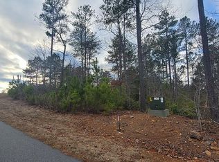 1735 Waters Edge Dr, Granite Falls, NC 28630