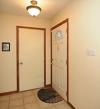 3rd image of 11224 Baywood Dr E