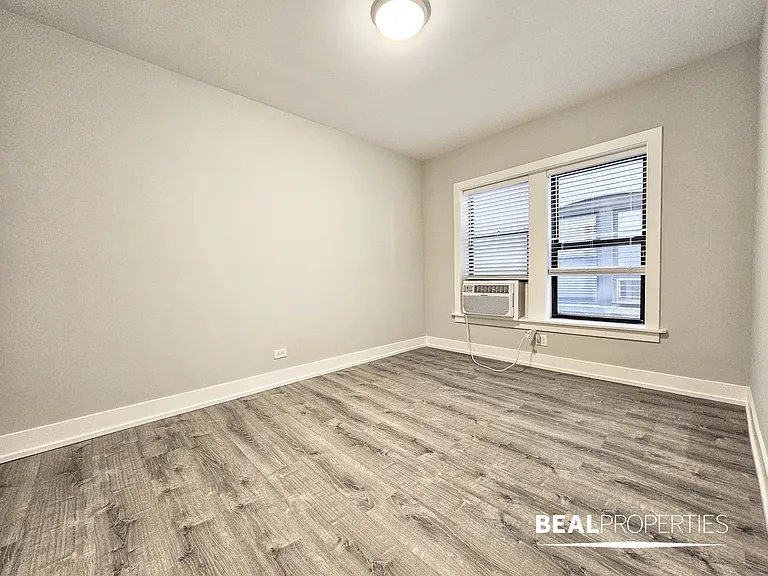 701-715 West Brompton — Photo 18