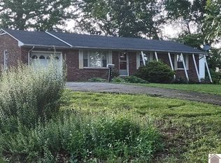 2953 State Route 384, Mayfield, KY 42066