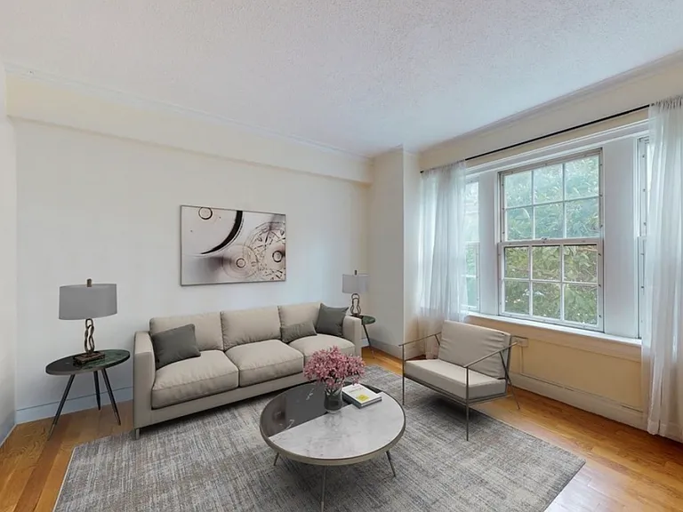534 Beacon St — Photo 3