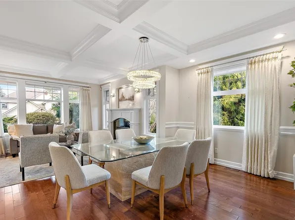 4973 La Quinta Pl, Saanich, BC V8Y 3G9
