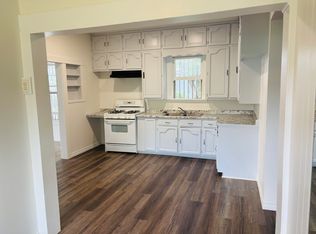 1735 SW 19th St, San Antonio, TX 78207