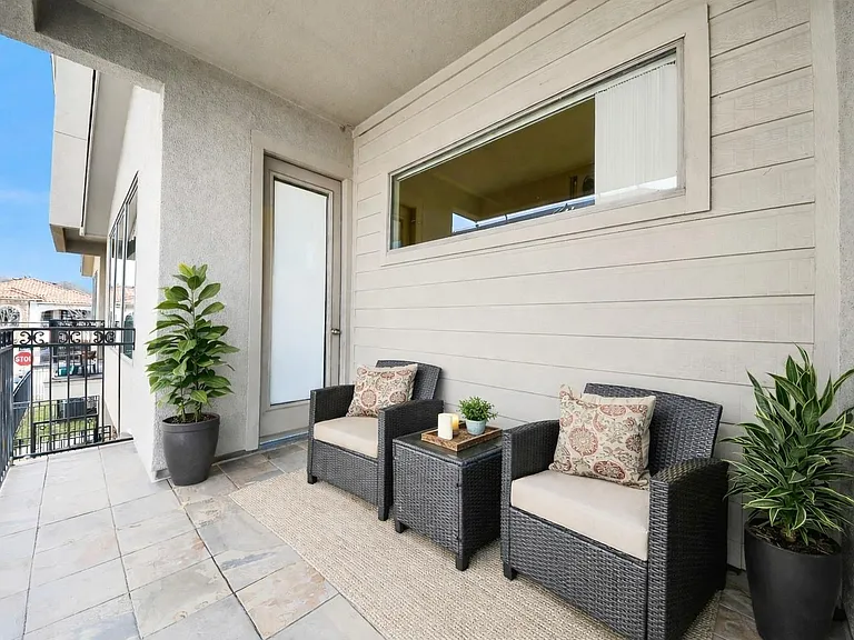3507 Jackson St — Photo 10