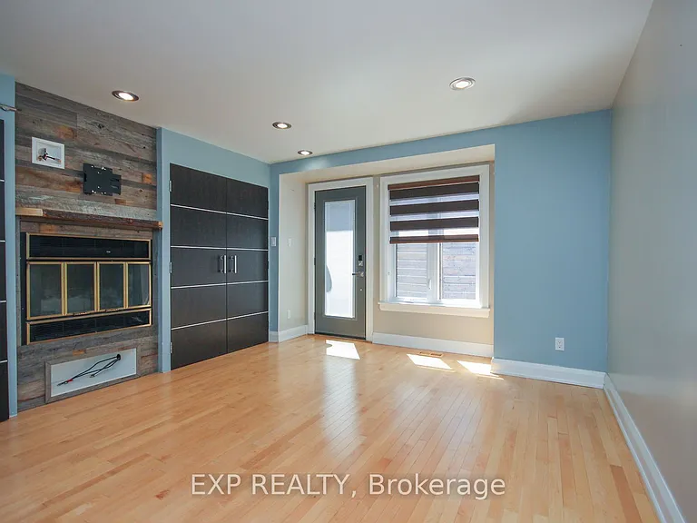 114 Sweetland Ave — Photo 7