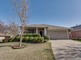 328 Highland Creek Dr, Wylie, TX 75098