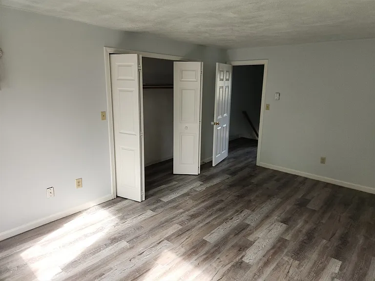 448 Mount Hope St #6 — Photo 2