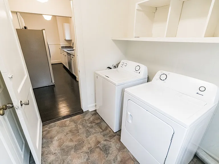 728 Mulberry St — Photo 12