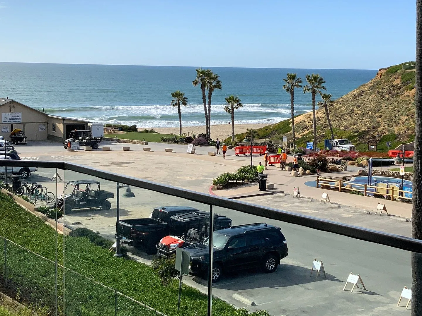 Huge White water condo at Fletcher Cove Solana Beach — Photo 2