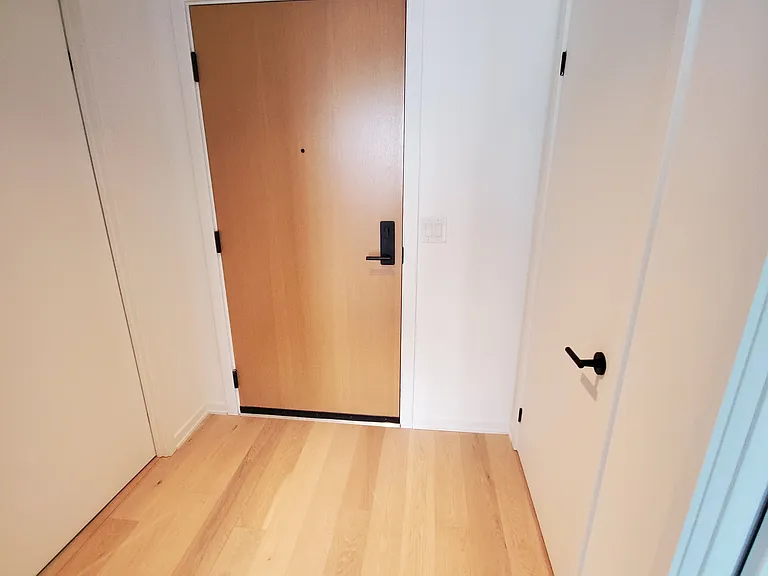 41 Dovercourt Rd #710 — Photo 2