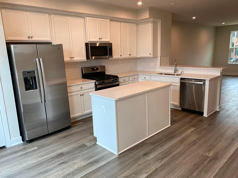 2682 Jetstream Rd — Photo 4