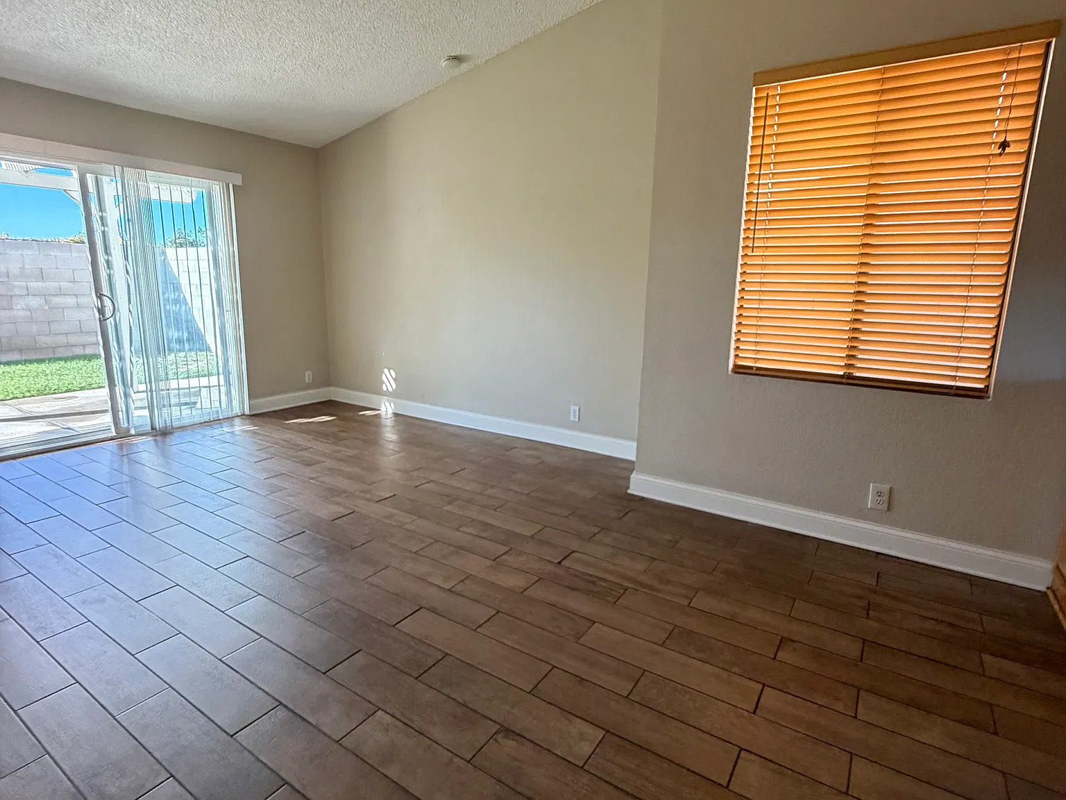 1532 Coyote Circle — Photo 4