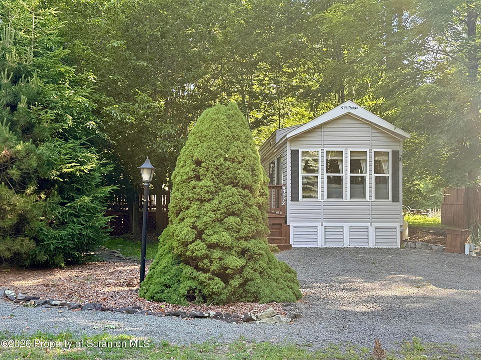 1st image of 272 Tamarack Trl