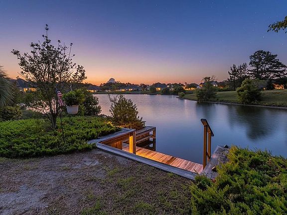 2nd image of 1035 Muscovy Pl.