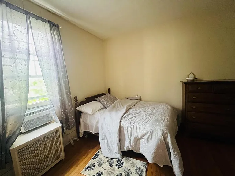 31 Pleasant St — Photo 11