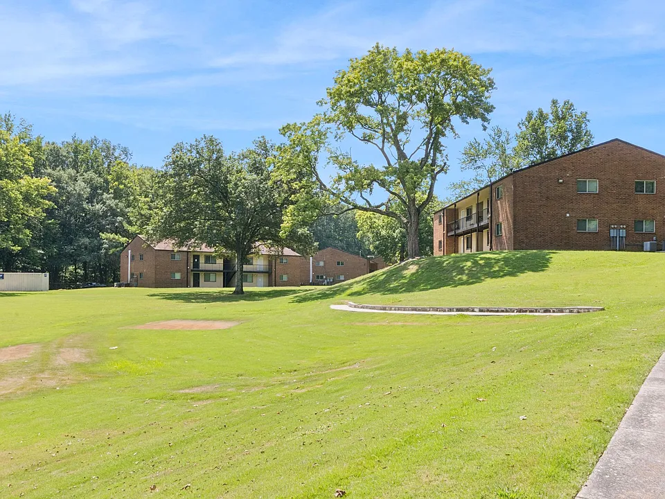 Hilldale Apartments