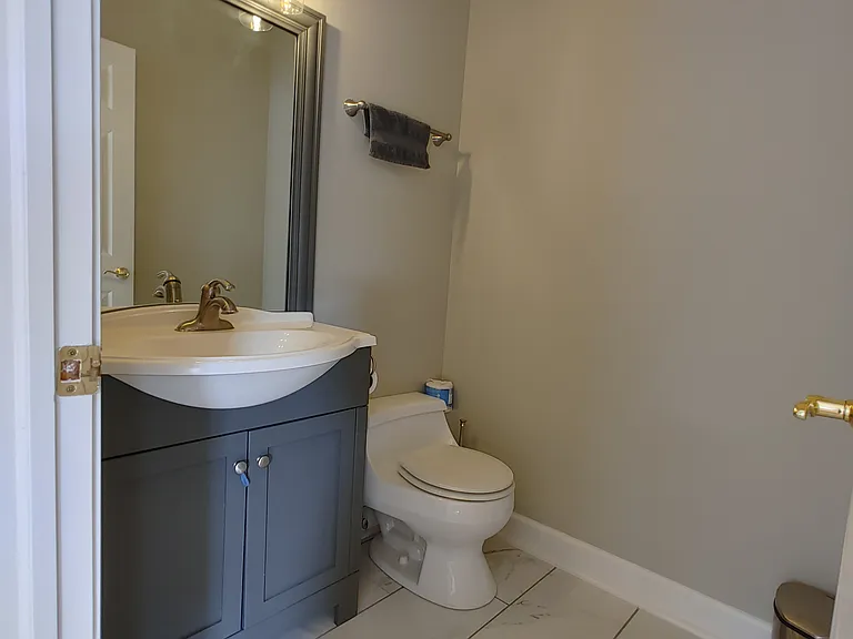 1102 N Marshfield Ave #1W — Photo 9