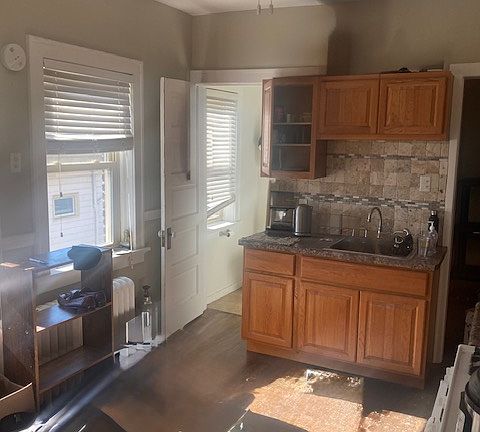 3rd image of 1630 N Humboldt Ave APT 6