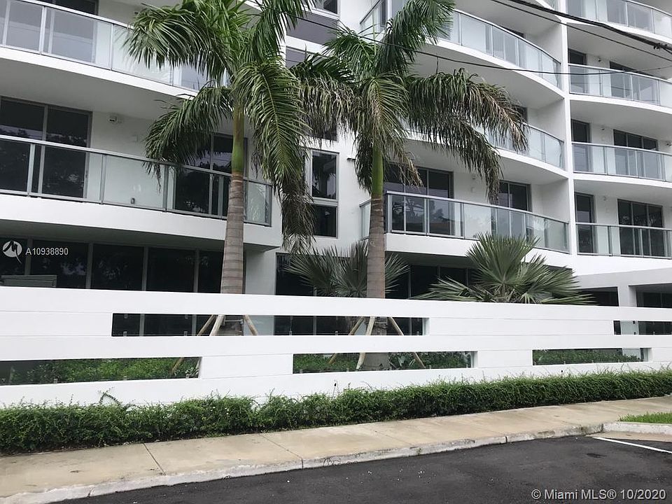 1st image of 13800 Highland Dr #310