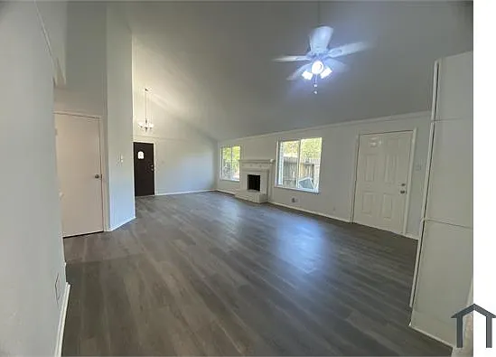 3 bed, 1166 sqft, $2,000 — Photo 3