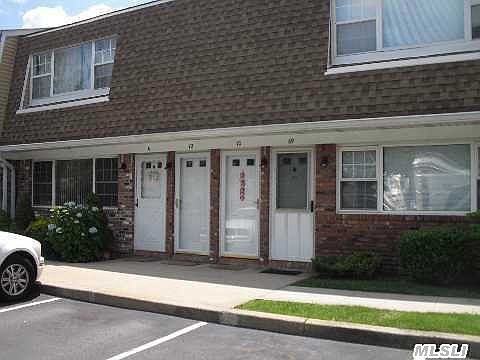 1 Atlantic Ave, Farmingdale, NY 11735 | Zillow