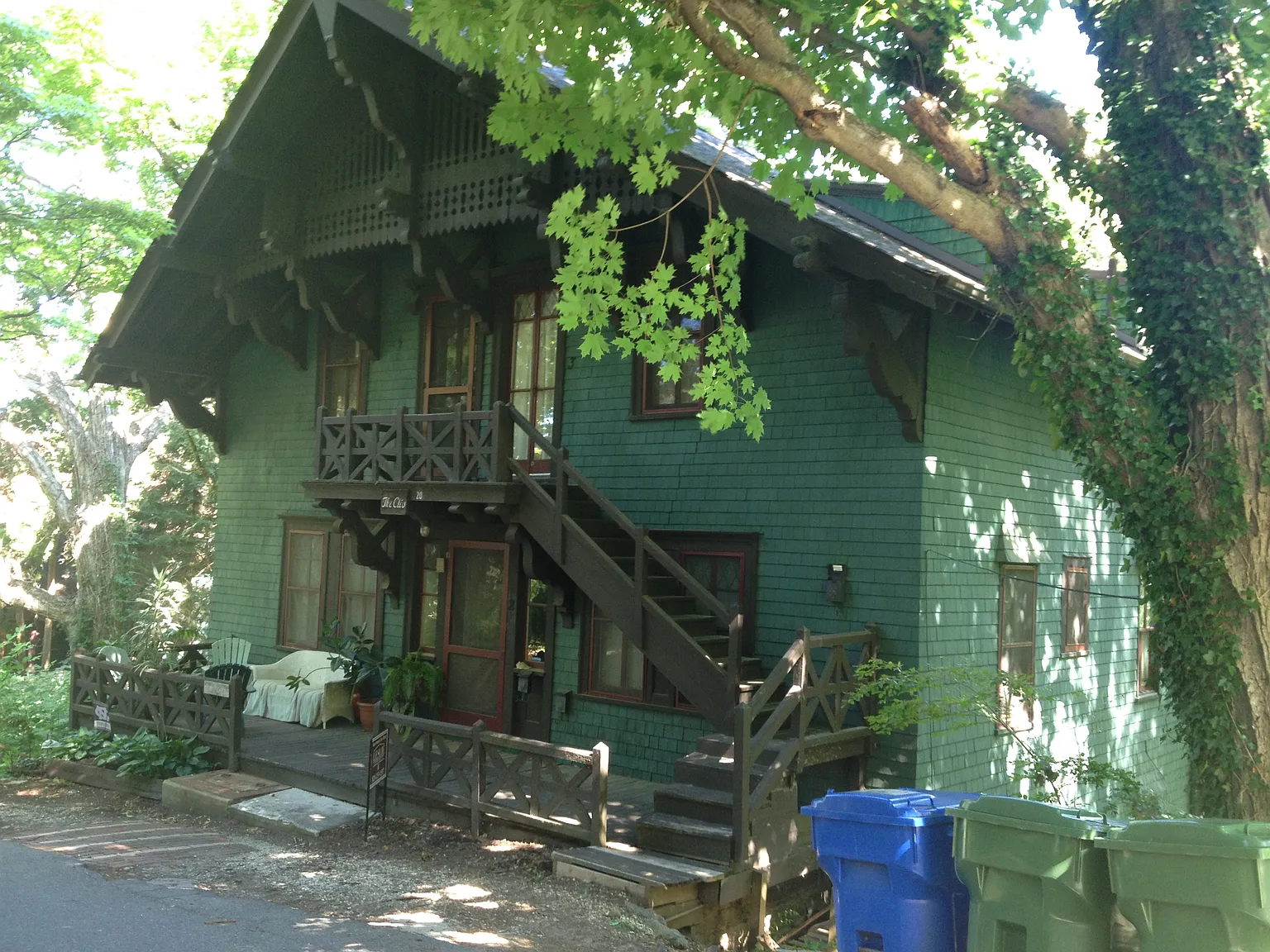 2 bed, 1.5 bath, $1,575 — Photo 2