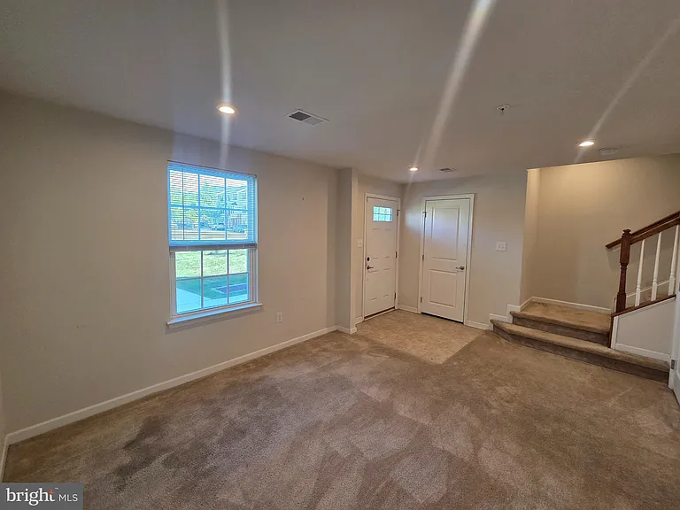 235 Compass Dr — Photo 7
