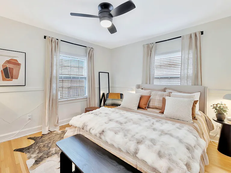 427 N Battin Ave — Photo 52