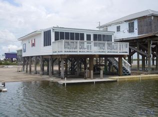 130 Tiger Ln, Grand Isle, LA 70358