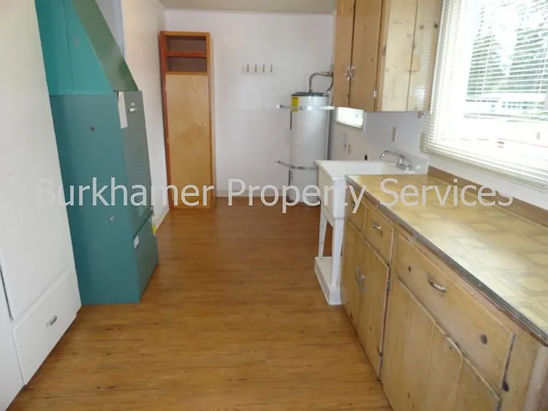 6700 Olympic Hwy #A — Photo 11