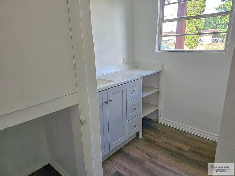 30 Acacia Lake Dr — Photo 5