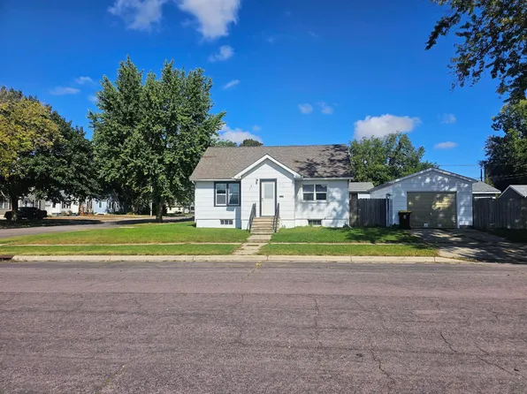603 Webster St, Fairmont, MN 56031
