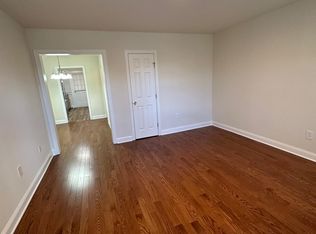 7703 Eastern Ave #101, Takoma Park, MD 20912