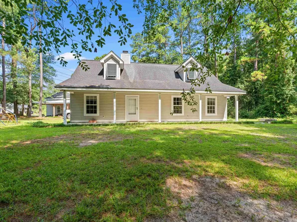 938 Fox Hollow Rd., Conway, SC 29526