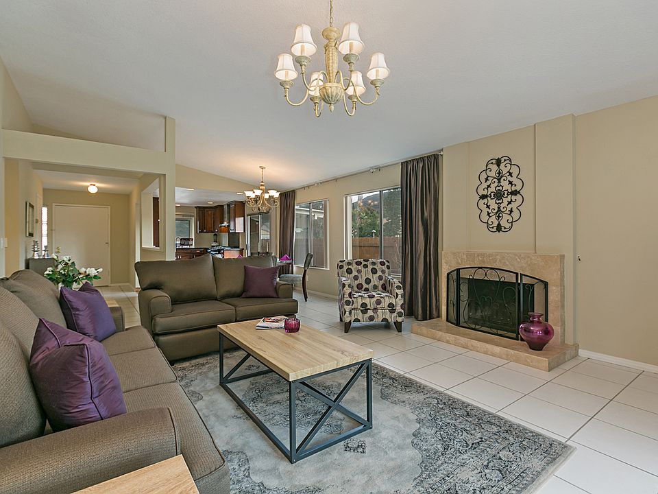 1st image of 1030 Oriole Way