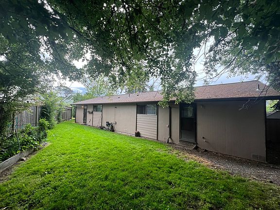 3rd image of 1126 22nd St #0