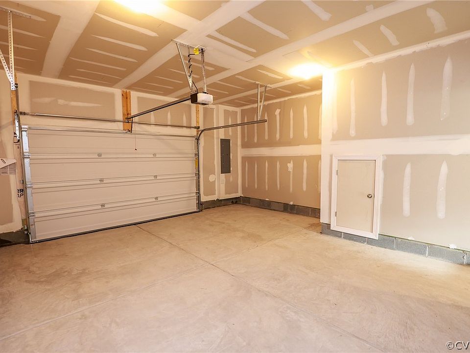 2nd image of 17030 Thornapple Ct #25