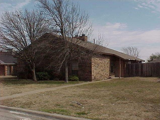 1st image of 1750 Carrington Dr