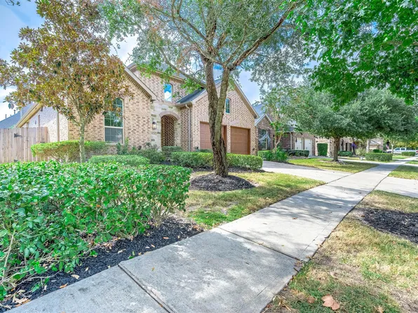 8126 Little Scarlet Street, Conroe, TX 77385