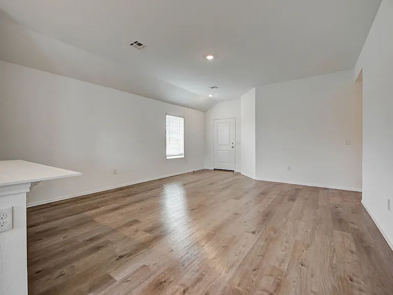 6100 Western Redbud Trl — Photo 24