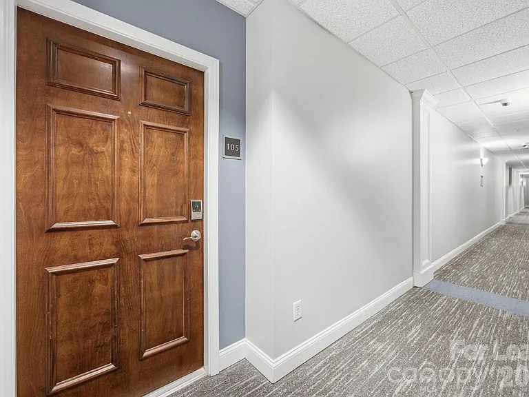 300 W 5th St #105 — Photo 5
