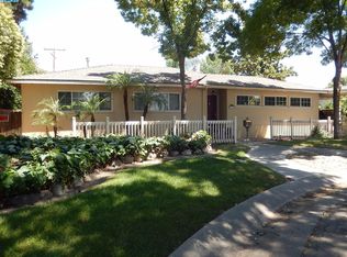 2424 W College Ct, Visalia, CA 93277