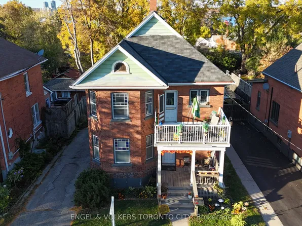 127 Burton Ave, Barrie, ON L4N 2R7