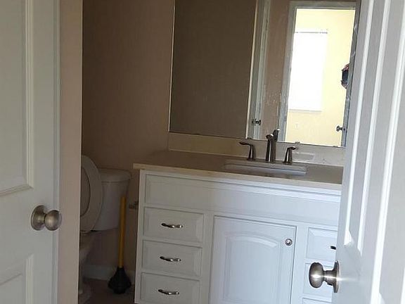 4th image of 19608 Galway Bay Cir APT 401