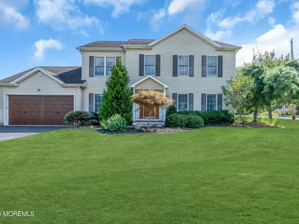 722 Talmadge Avenue, Oakhurst, NJ 07755