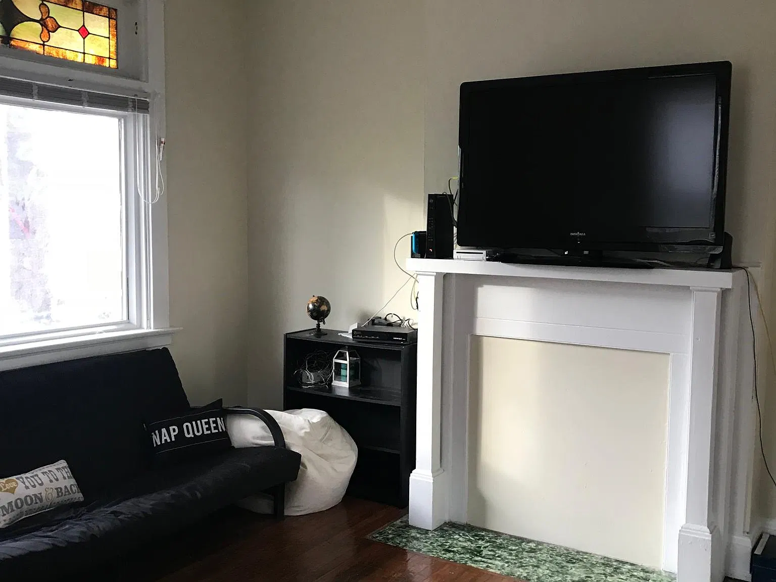 5 bed, 1786 sqft, $3,595 — Photo 2