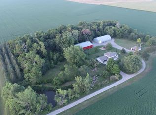 86264 365th St, Olivia, MN 56277