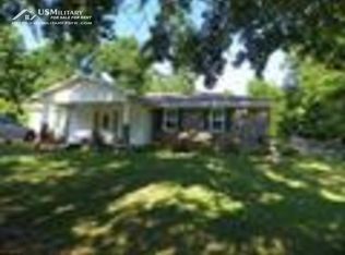 407 N Lake Dr, Perry, GA 31069