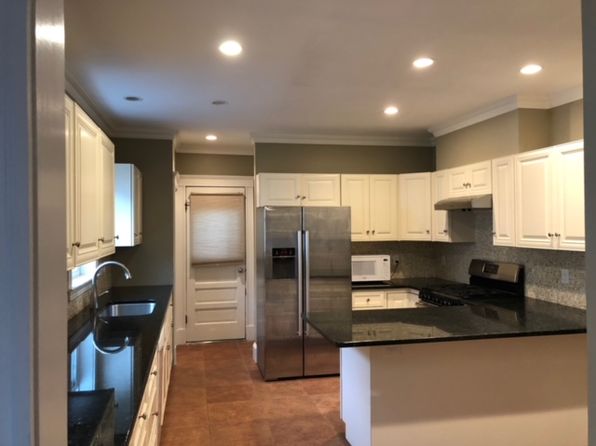 35-37 Carleton Rd #1